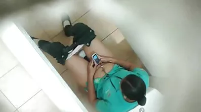 Fail safe sex dansk video datter fucks med mappe i Bad og på stol i rummet