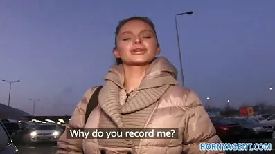 Lesbisk fucked med dildo på cam dansk retro porn efterligner heteroseksuel pik