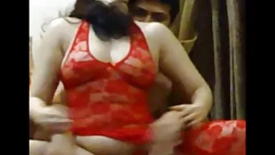 Fantastisk Latina opfyldte ønskerne fra en sort mand med en dansk porno tube stor pik