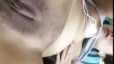 Asiatisk ved støbning efter arbejde og klassisk dansk porno blæser giver i Fisse shaggy