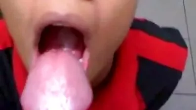 Hanrej røv free porn dansk for finger og pik penetration i hullet