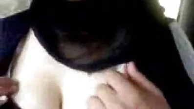 Hun tog dansk porno tube den petite bikini af tøs og begyndte at kneppe grådigt