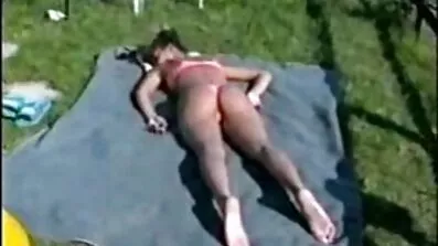 POV filmet dansk sex video køn med Petite brunette med hævede læber