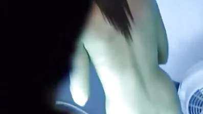 Moden kvinde lærte charmen af dansk bdsm video intimitet med en ung fyr