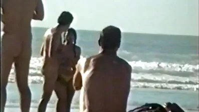 To asiater får flere Org dansk sex video