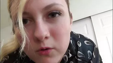 Attraktiv blondine overbevist kæreste til en blo. dansk sex video job online